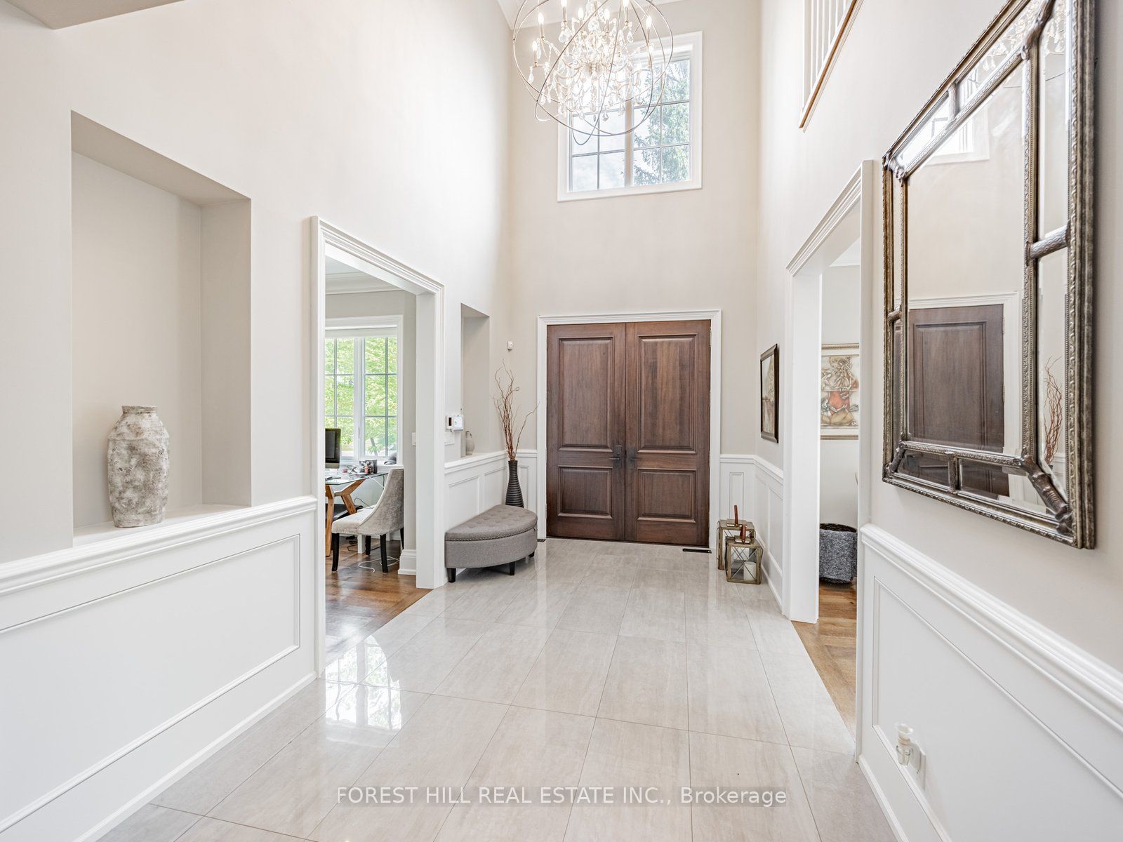 302 Pinehurst Drive W