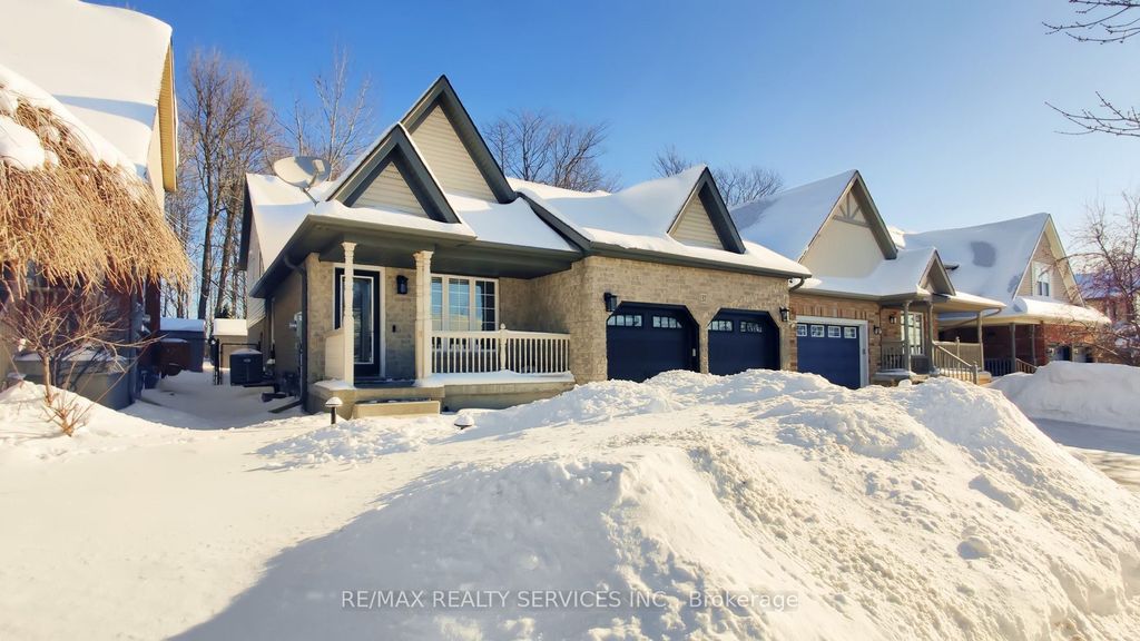 Photo of 37 Abbey Road, Orangeville, ON L9W 5E3 (MLS # W12750406)