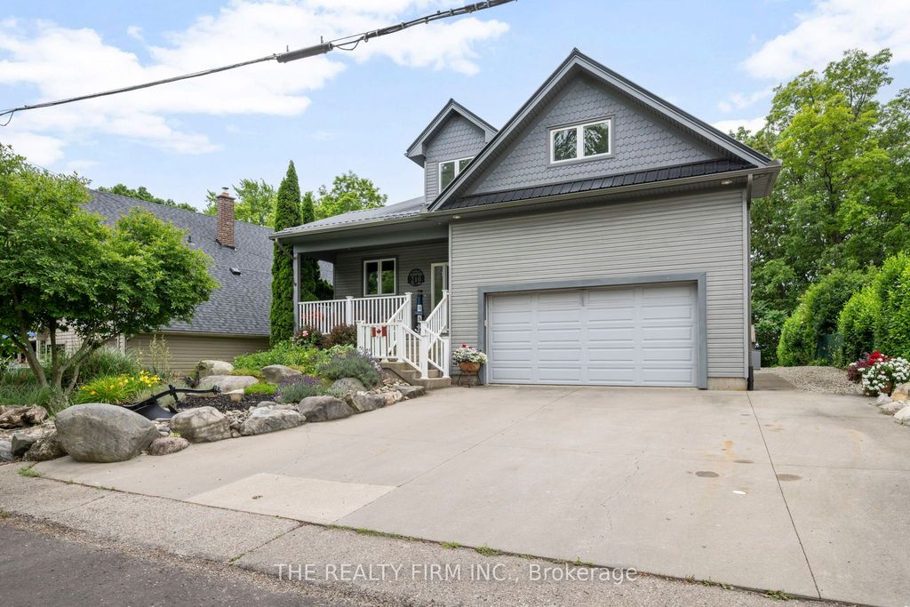 Photo of 210 Cornell Drive, Central Elgin, ON N5L 1A5 (MLS # X12954684)
