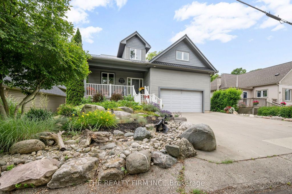 Photo of 210 Cornell Drive, Central Elgin, ON N5L 1A5 (MLS # X12954684)