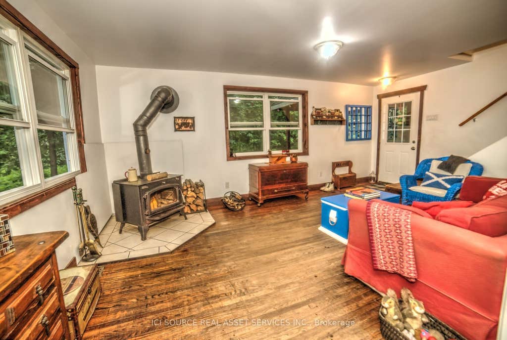 Photo of 1218 Milford Bay Road #Unit 5, Muskoka Lakes, ON P0B 1E0 (MLS # X13554064)