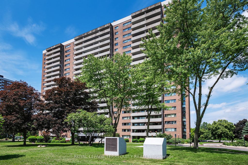 Photo of 260 Scarlett Road #1802, Toronto, ON M6N 4X6 (MLS # W12283114)