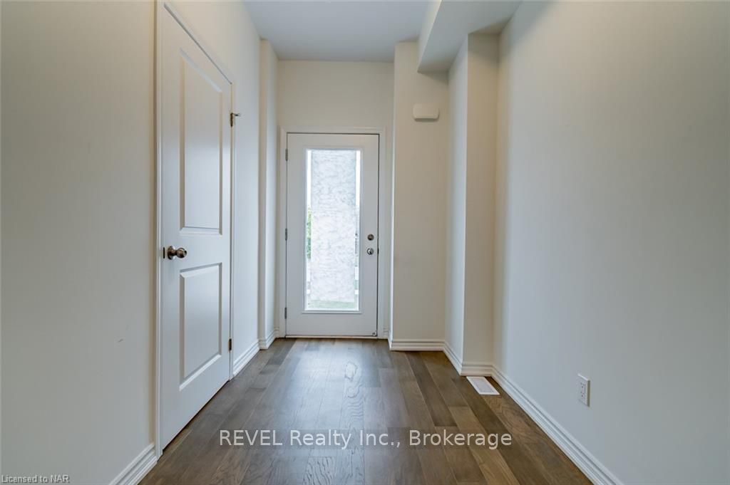 Photo of 80 St George Street, Welland, ON L3C 0J2 (MLS # X12778078)