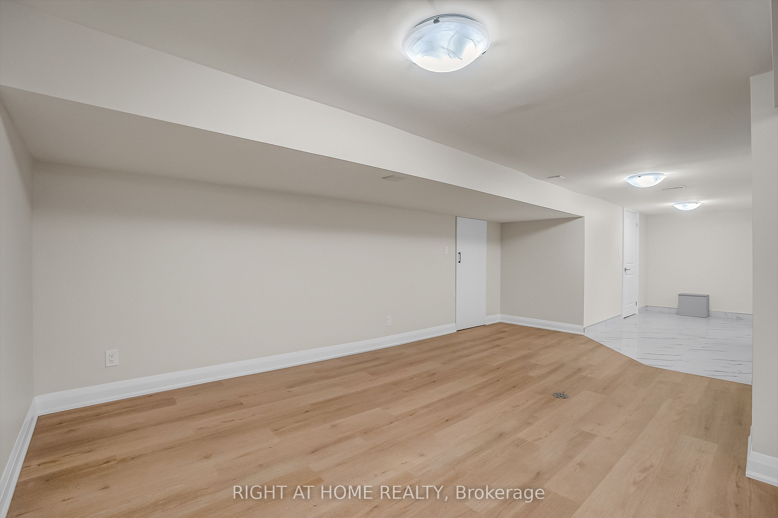 10 Golfwood Heights Lower