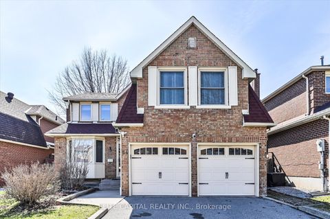 54 Bauer Crescent Markham ON L3R 4H4