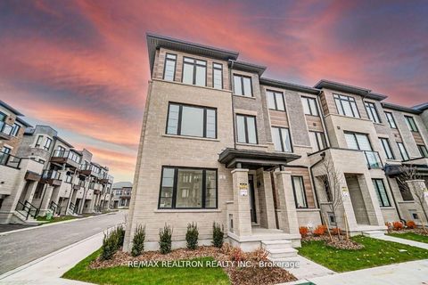 1 Eelam Lane Markham ON L6E 0W2