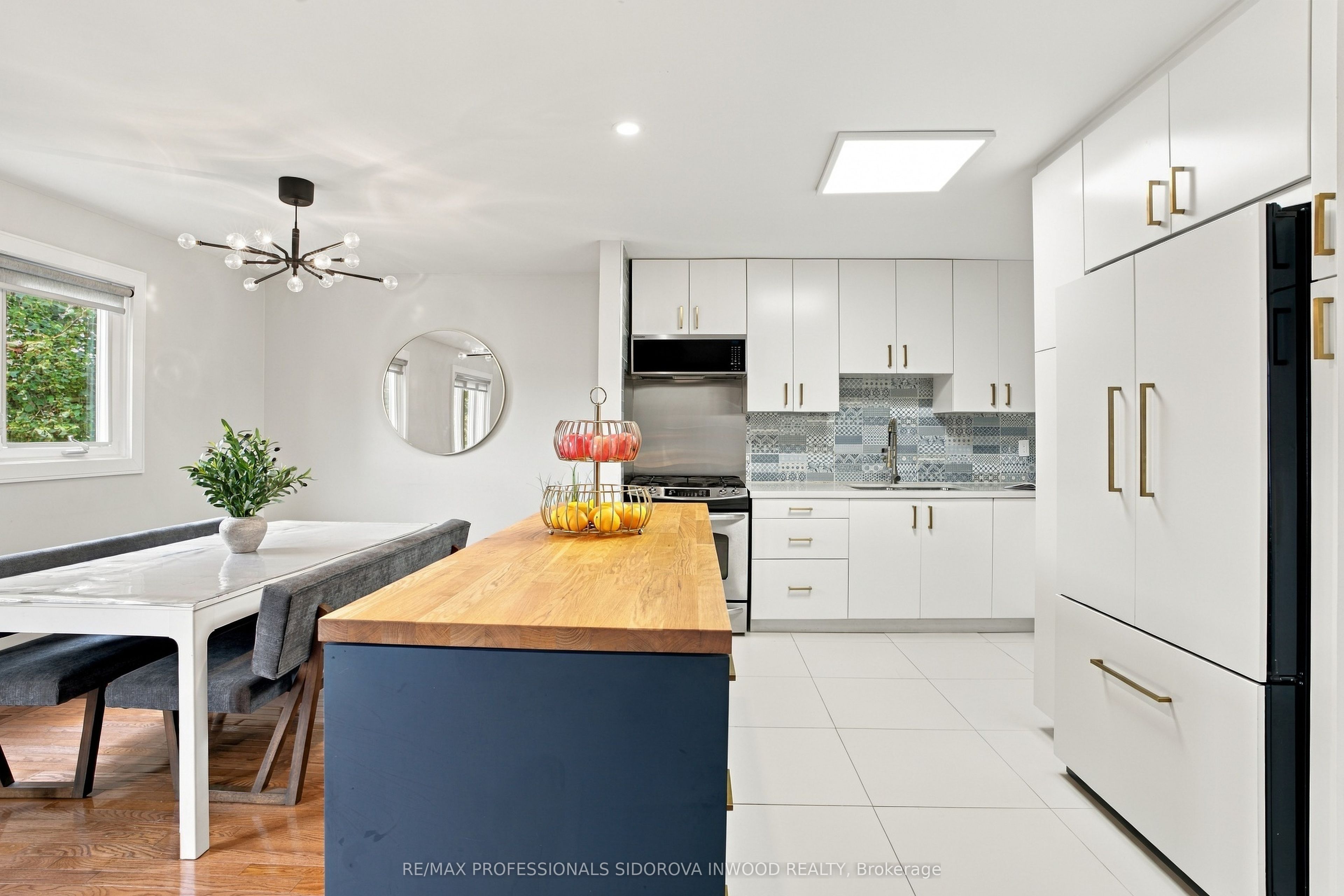 70 Millsborough Crescent