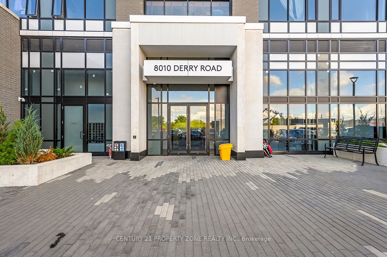 8010 Derry Road W TH 105