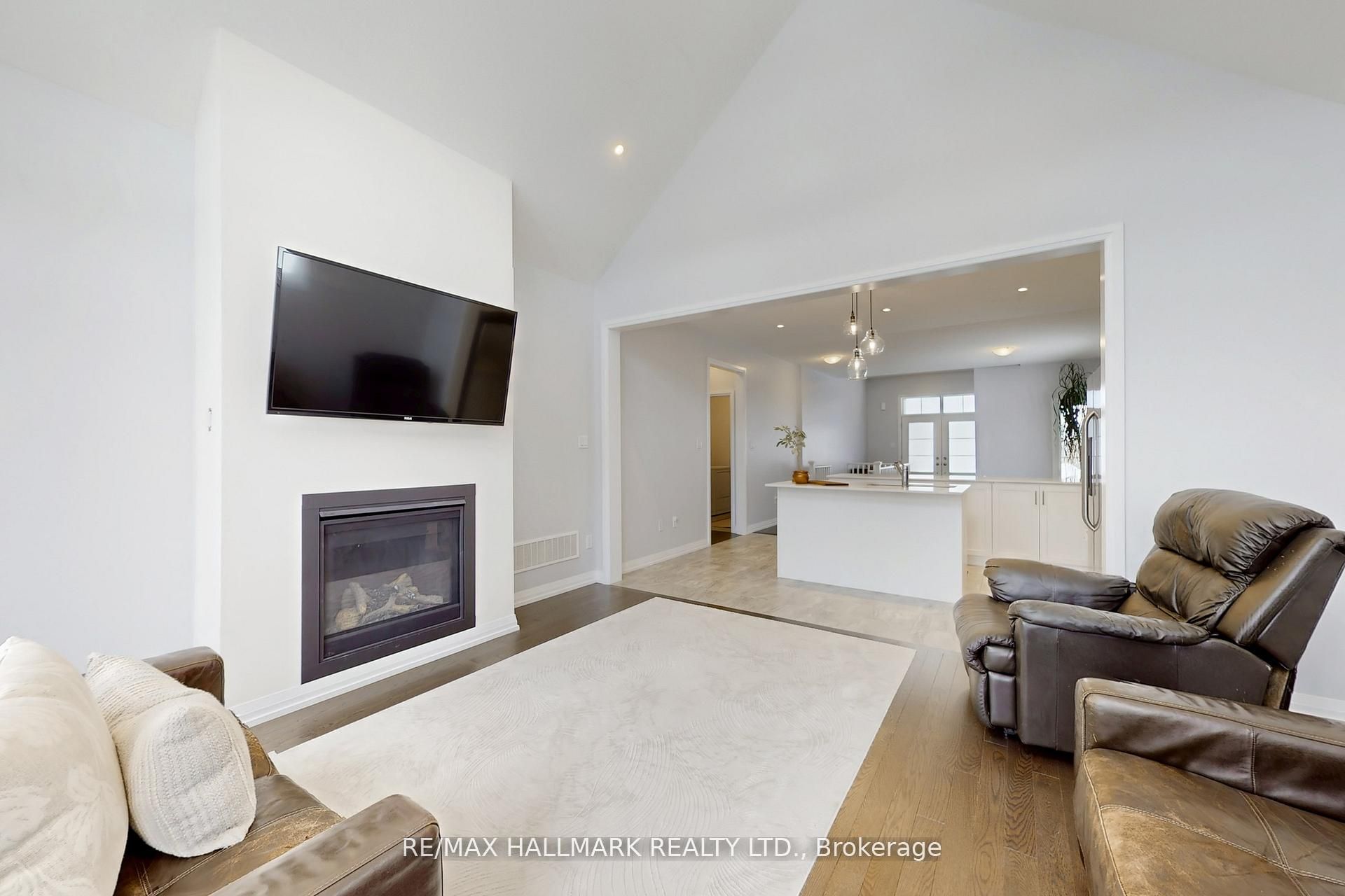 2 Holtby Court