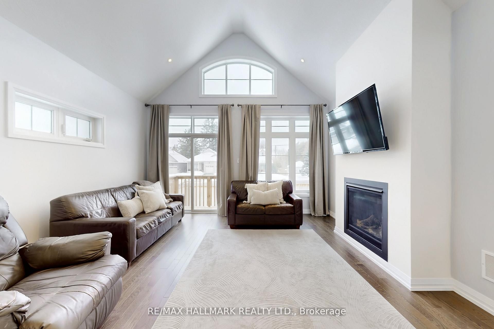 2 Holtby Court