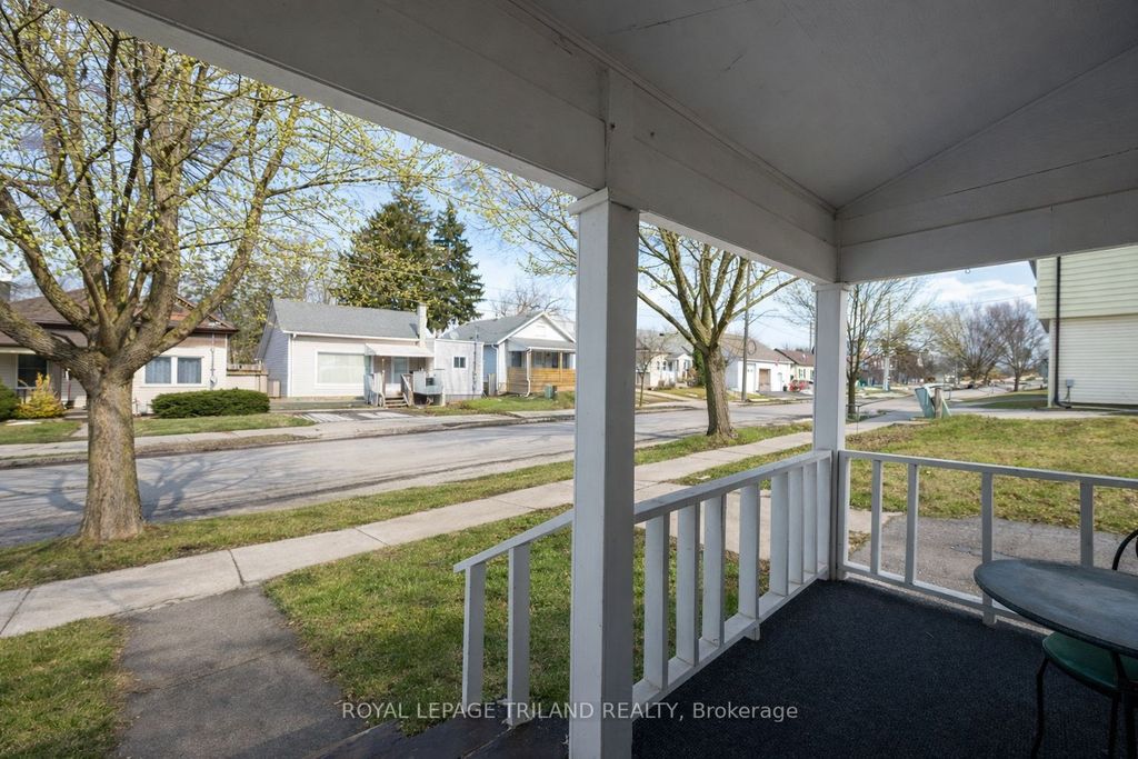 Photo of 30 MALAKOFF Street, St. Thomas, ON N5P 1L7 (MLS # X12860422)