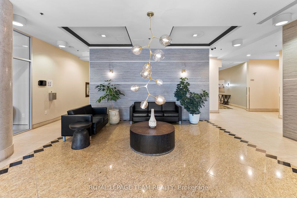 Photo of 90 Landry Street #1103, Vanier and Kingsview Park, ON K1L 0A9 (MLS # X13104694)