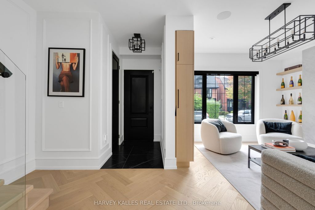 Photo of 233 MacPherson Avenue, Toronto, ON M4V 1A1 (MLS # C12427453)