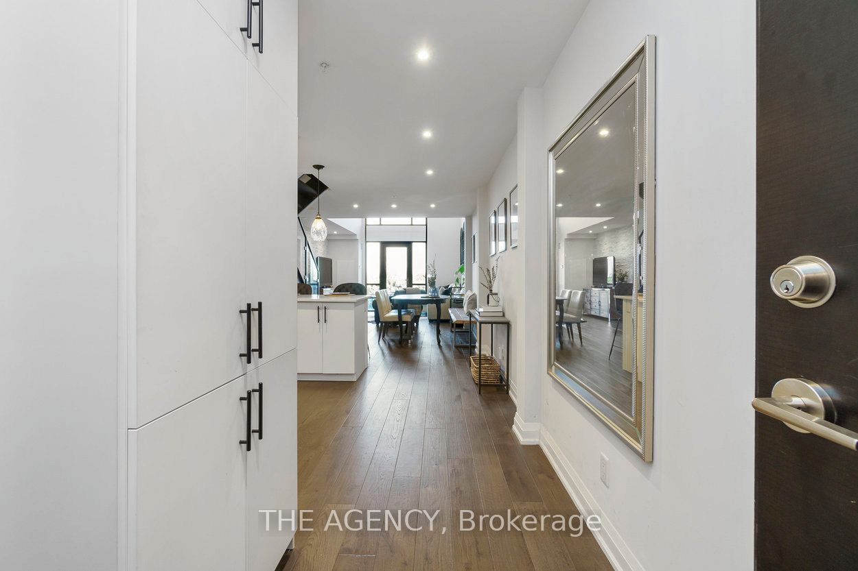 65 Yorkland Boulevard 108