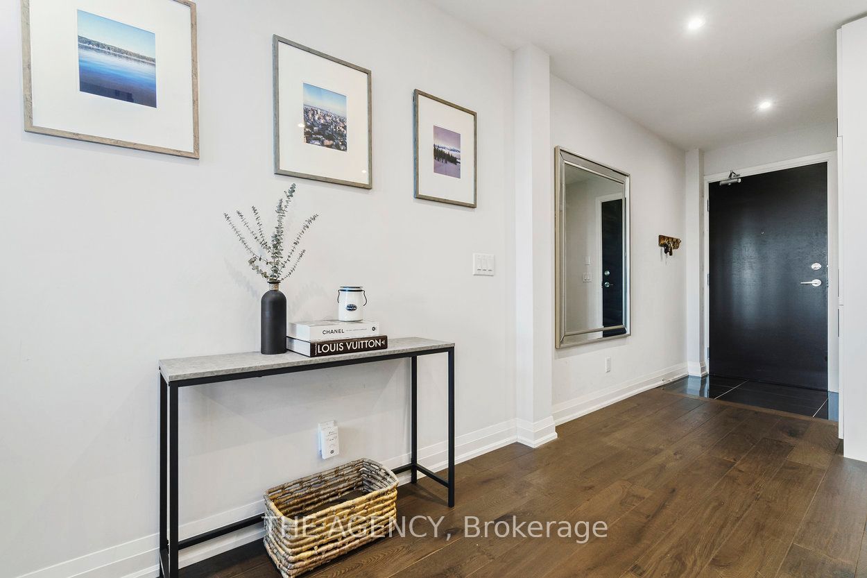 65 Yorkland Boulevard 108