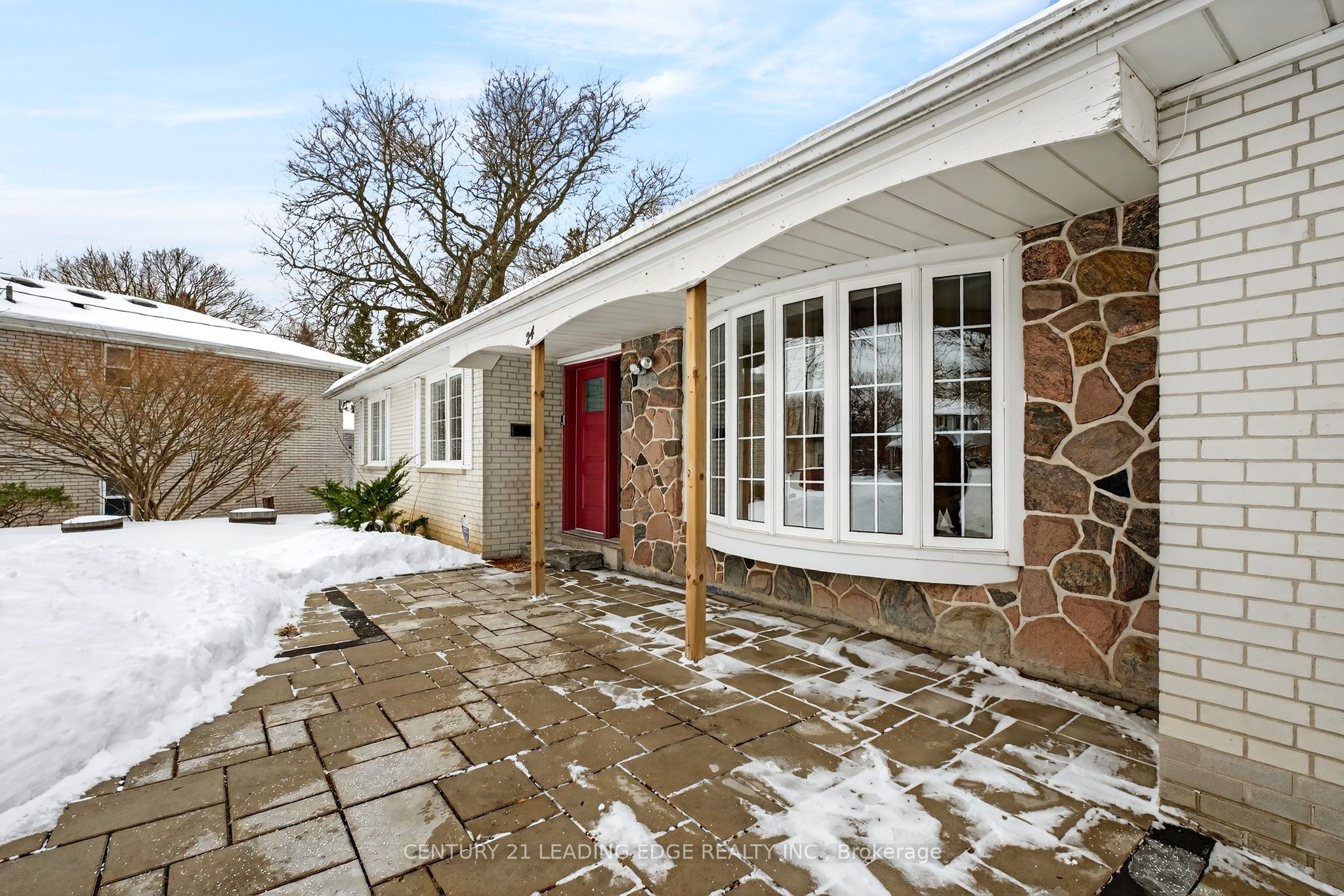 24 Lincoln Green Drive