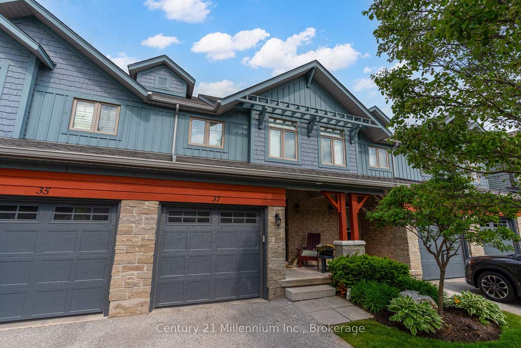 Photo of 37 Silver Glen Boulevard, Collingwood, ON L9Y 0G9 (MLS # S12990118)