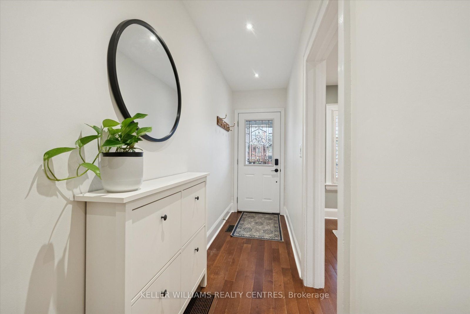 1780 Gerrard Street E