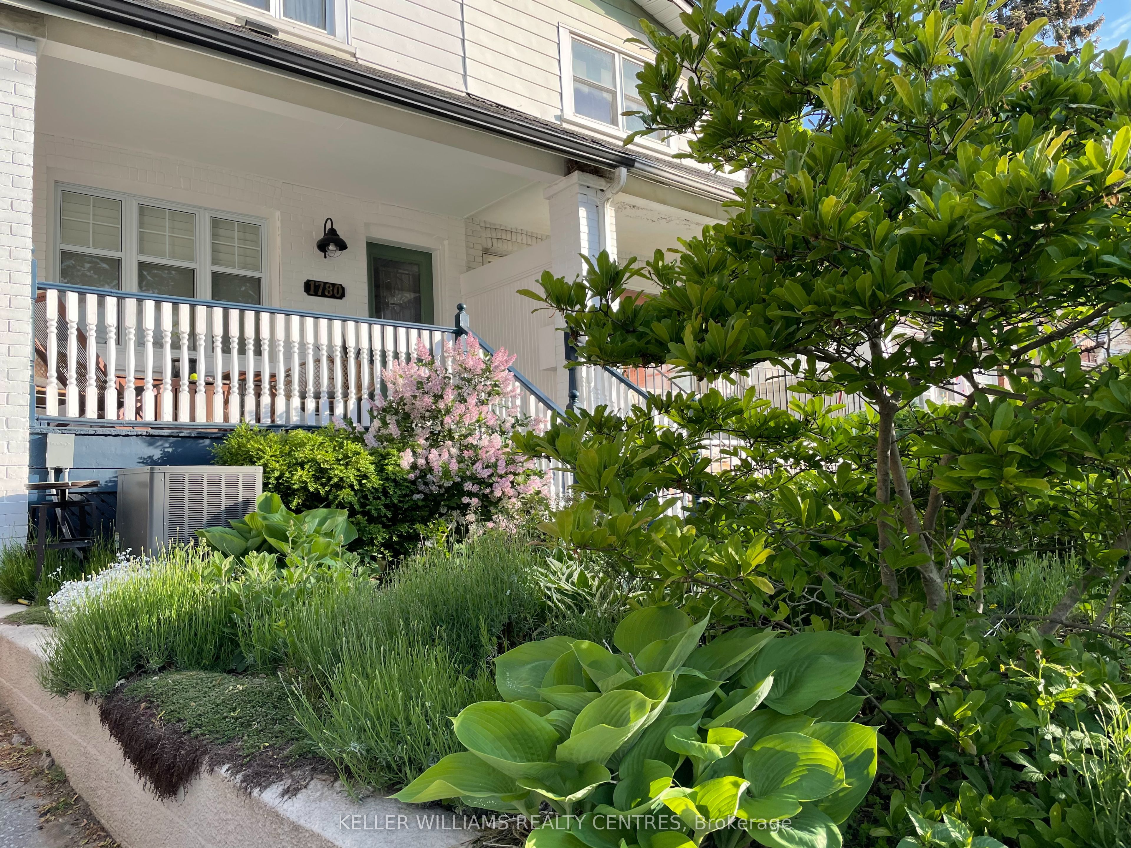 1780 Gerrard Street E