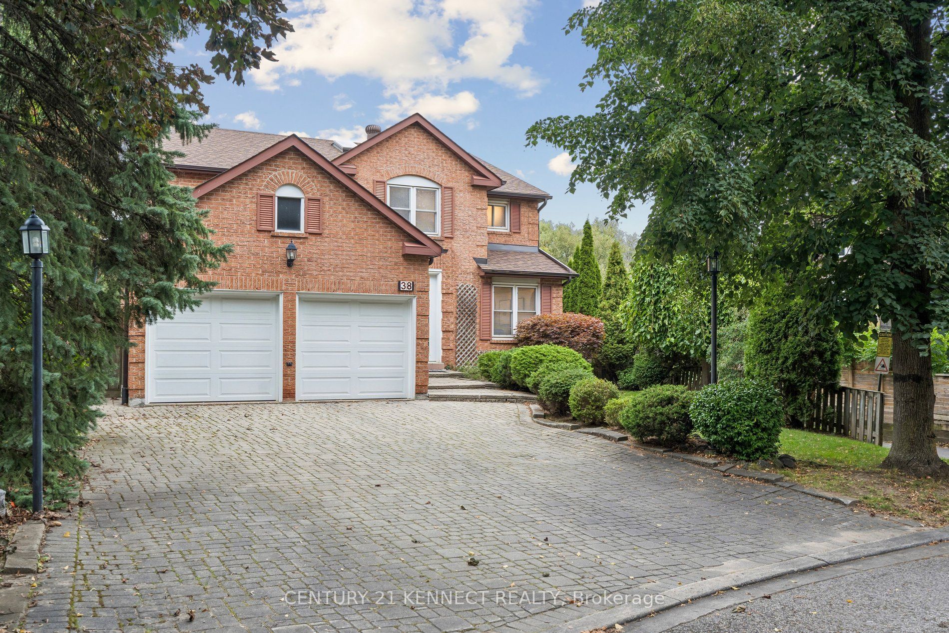 38 Rosemount Avenue