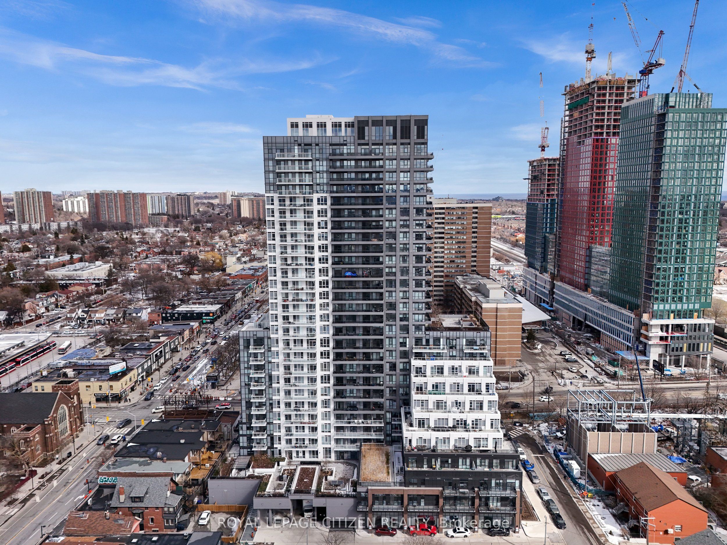 286 Main Street 2110