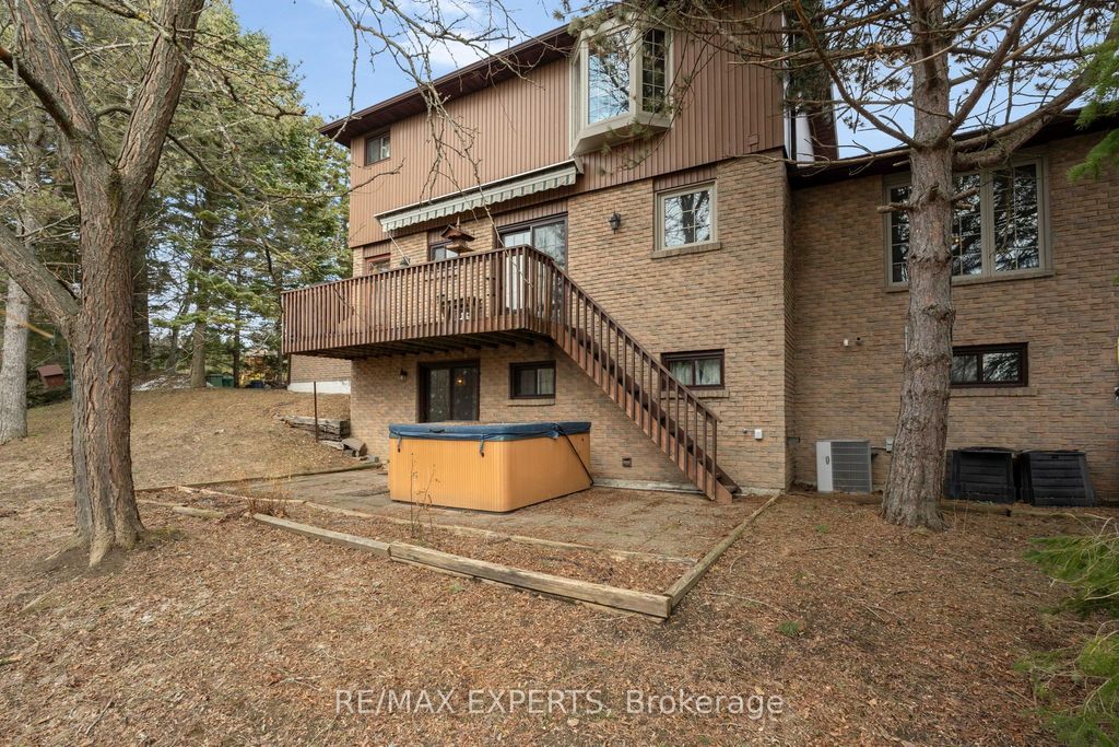 Photo of 16 Linn Road, Caledon, ON L7E 0N3 (MLS # W12875298)