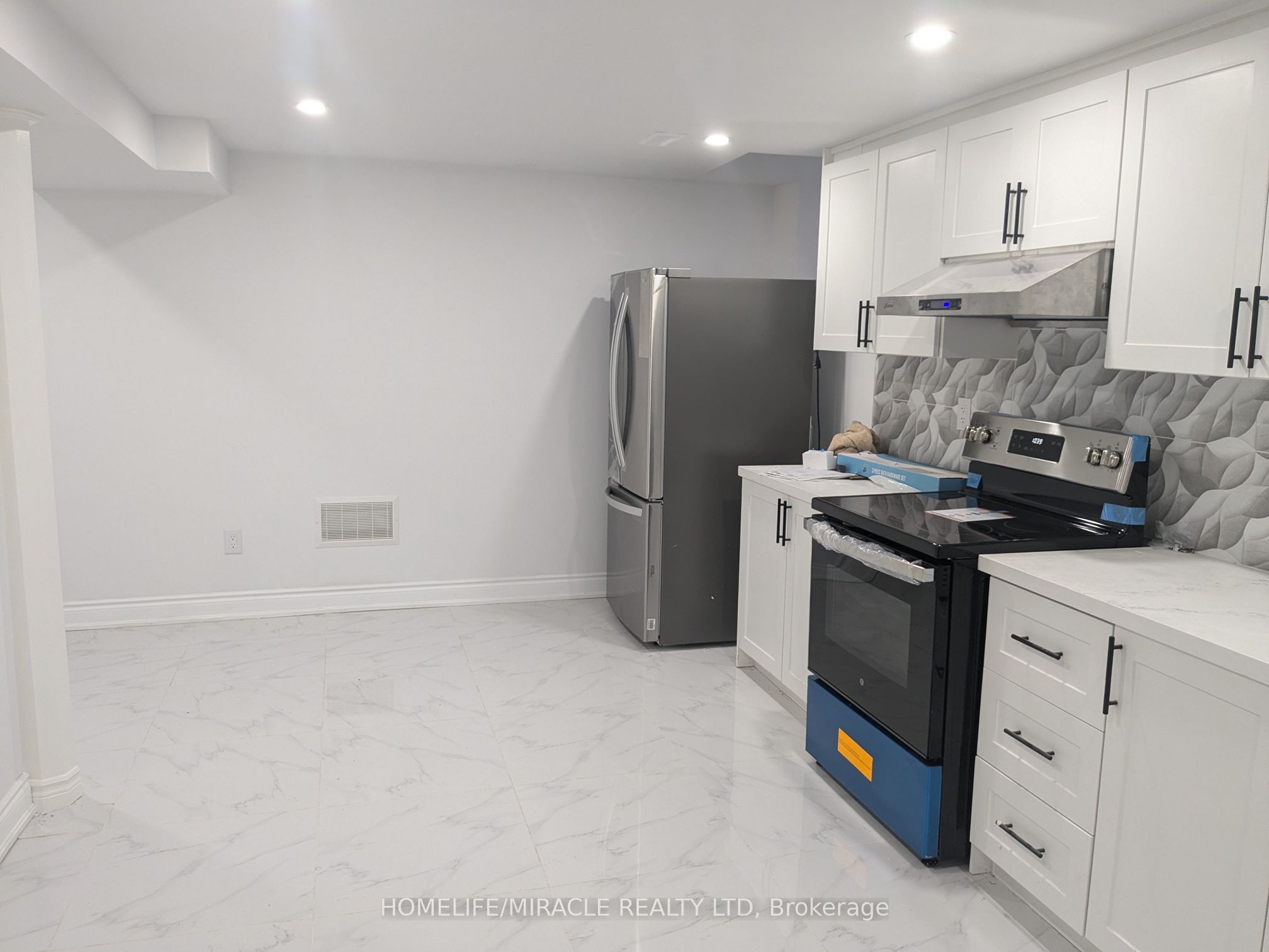 103 Hullrick Drive