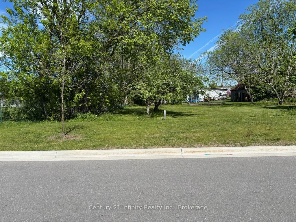 Photo of 54 Townline Road S, Oshawa, ON L1K 1B1 (MLS # E13158530)