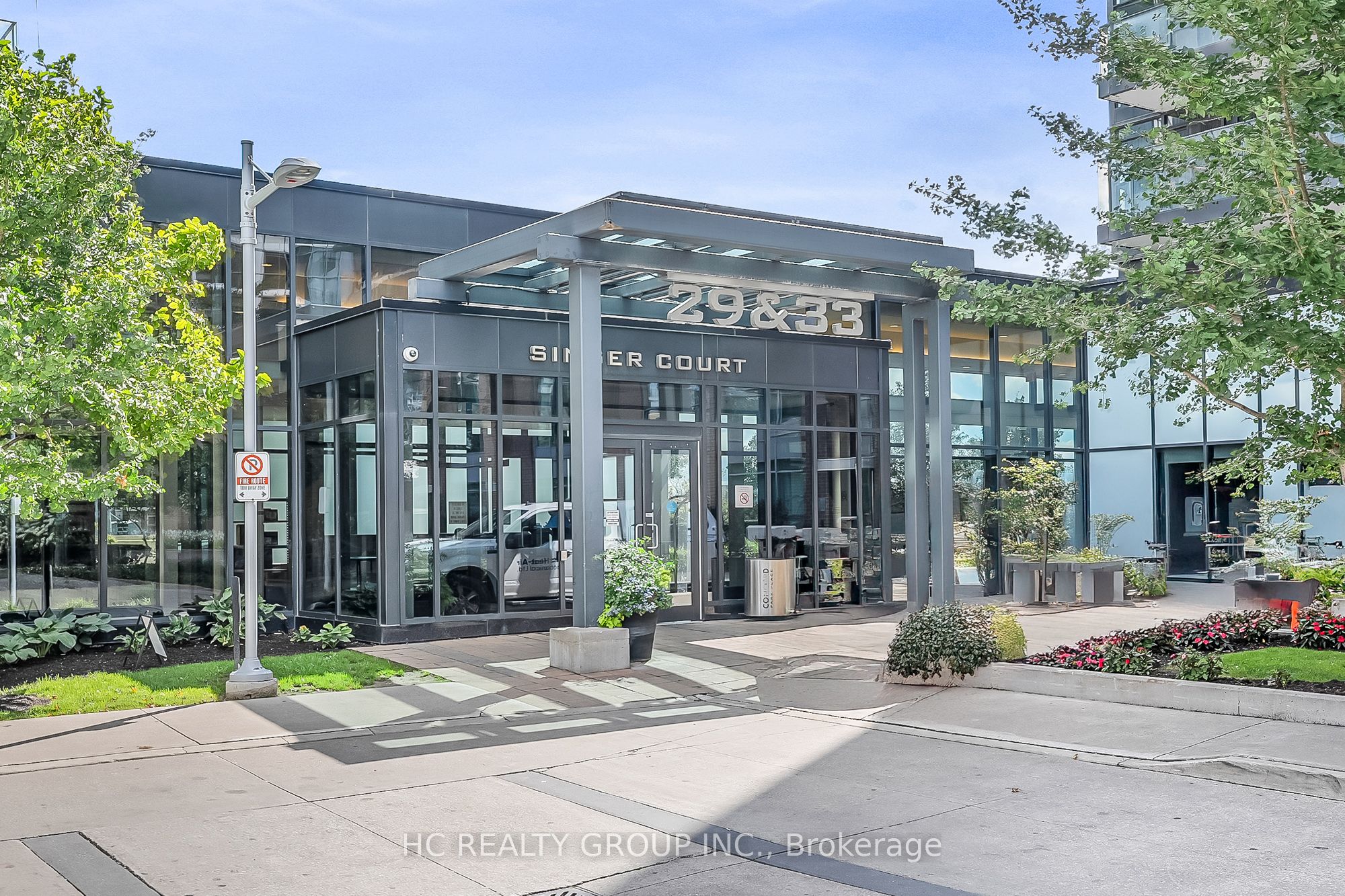 33 Singer Court 2205