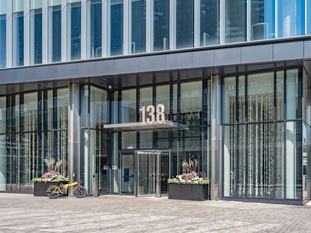 Photo of 138 Downes Street #805, Toronto, ON M5E 0E4 (MLS # C13153406)
