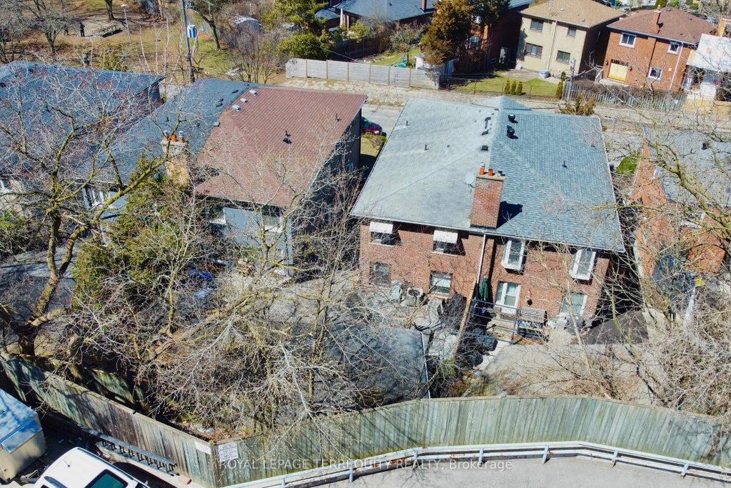 Photo of 29 Love Crescent, Toronto, ON M4E 1V6 (MLS # E13784504)