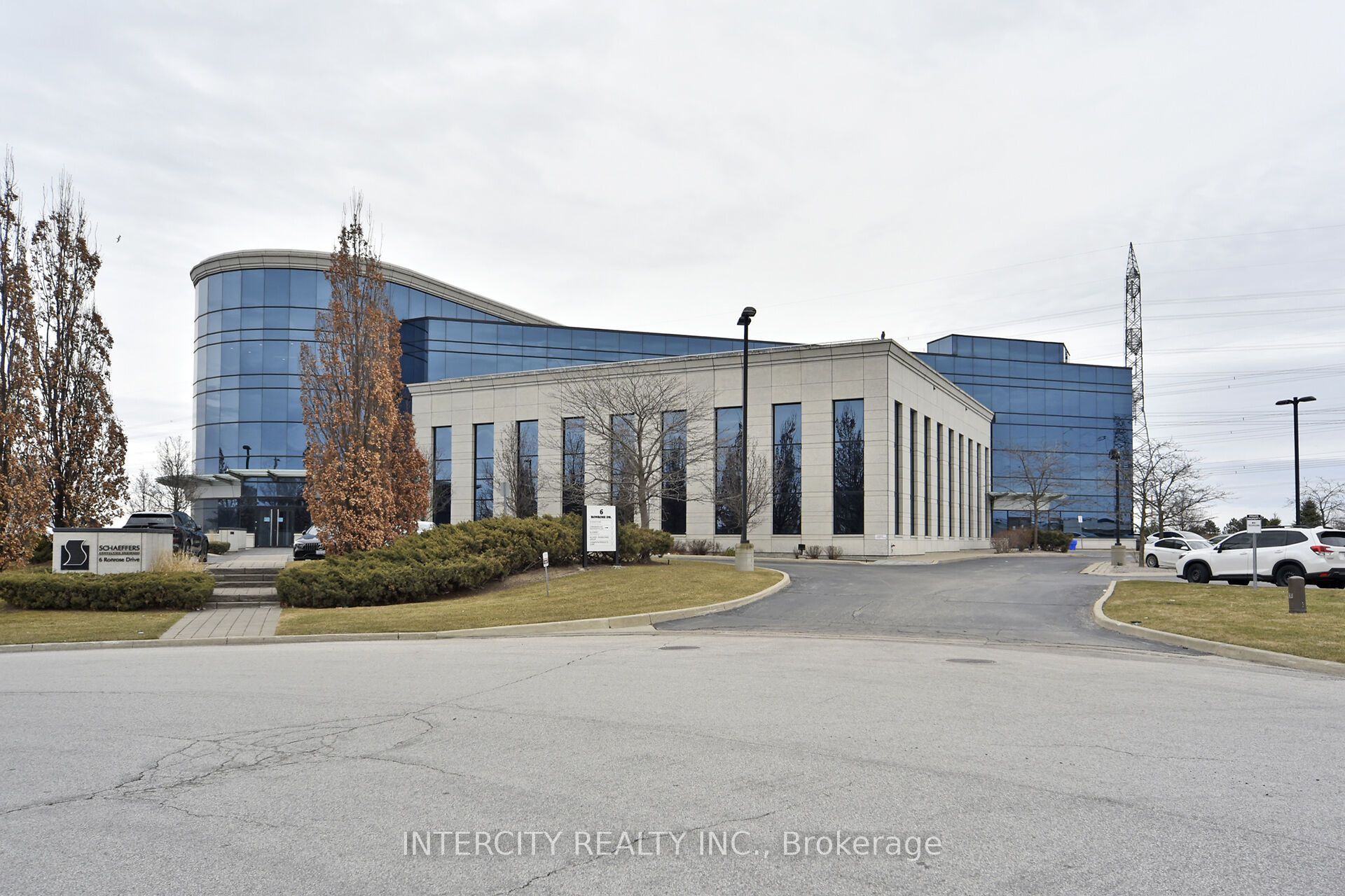 Photo 1 of 34 — 6 Ronrose Drive BSMT, Vaughan, ON L4K 4R3