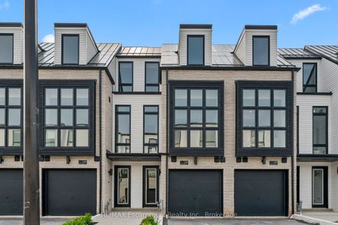 138 East Street 4 Oakville ON L6L 0H9