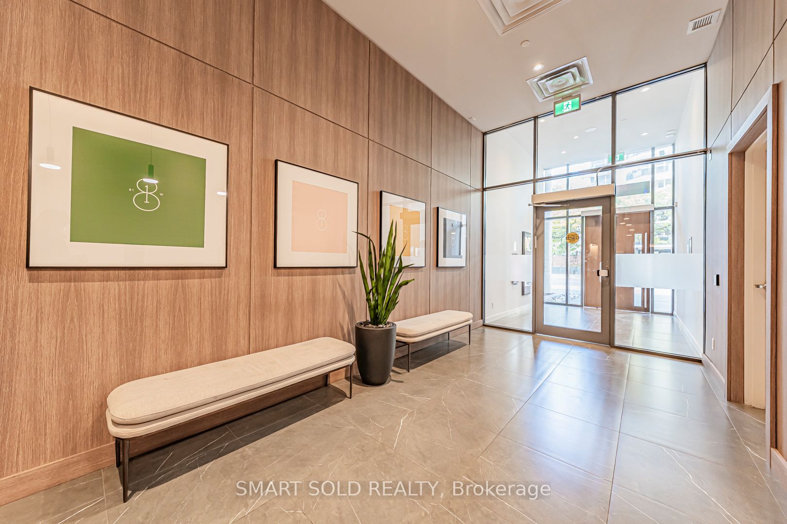 81 Wellesley Street E 1307