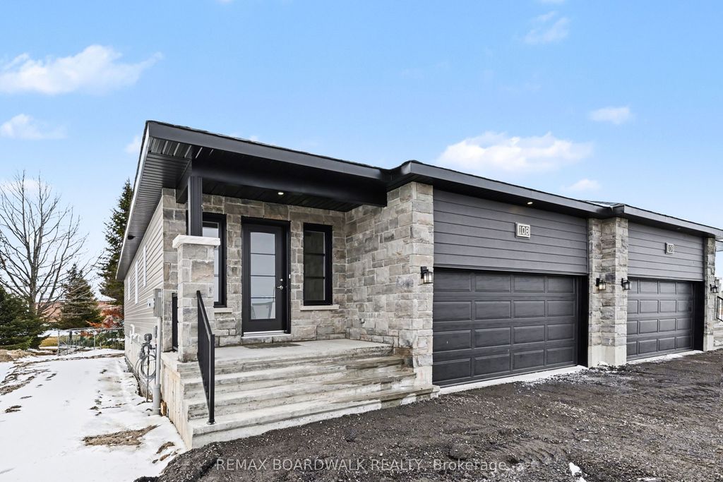 Photo of 108 Dove House Gardens, Russell, ON K4R 1E5 (MLS # X12923898)