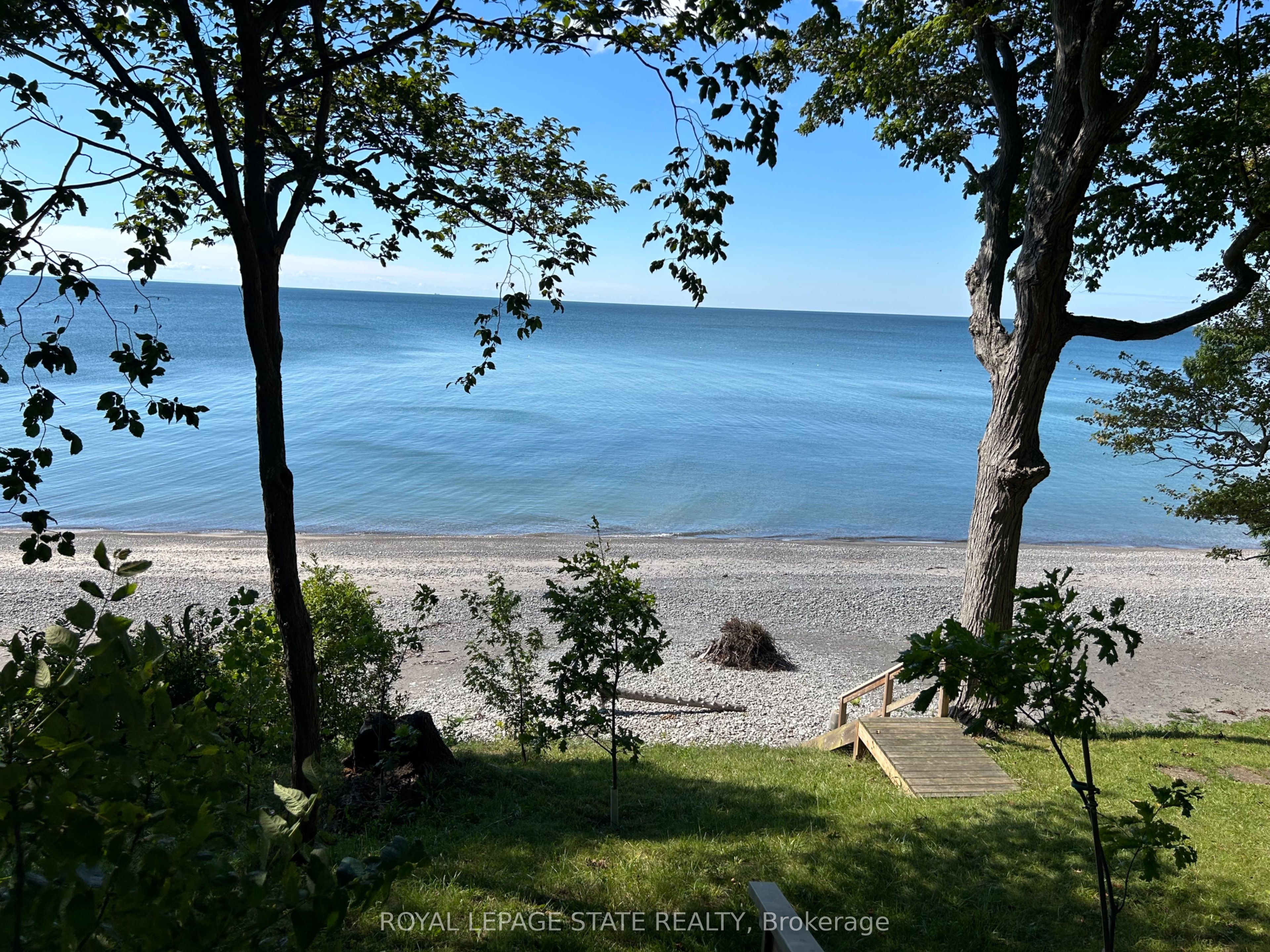 23 Upper Mohawk Point