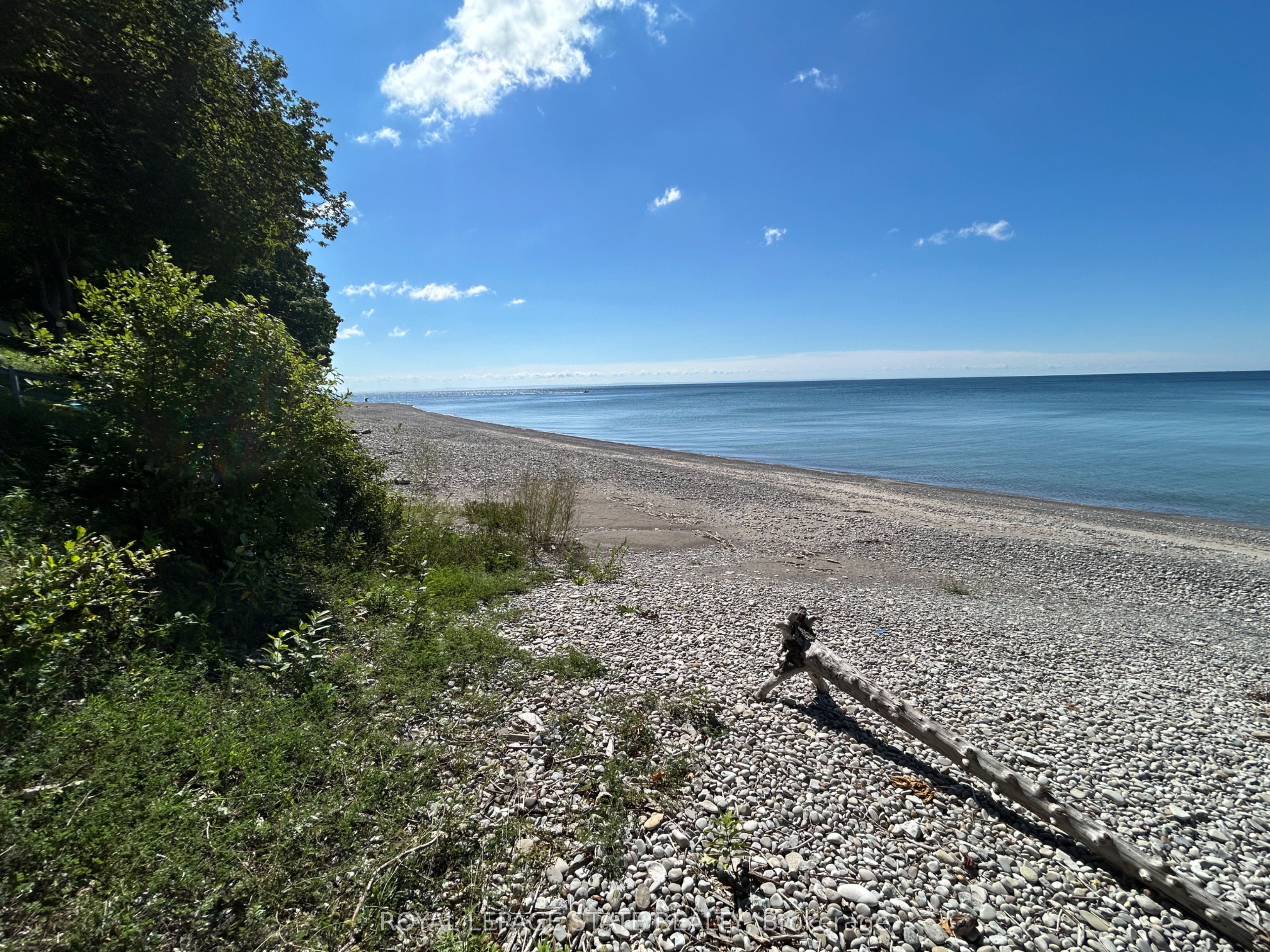 23 Upper Mohawk Point
