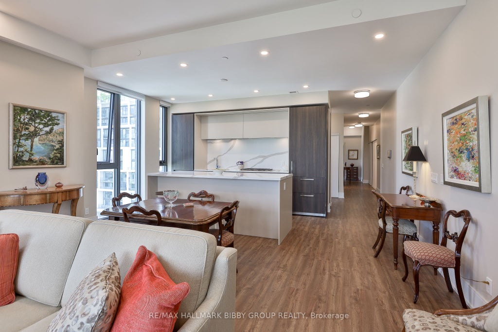 Photo of 1 Hillsdale Avenue W #902, Toronto, ON M4S 0E5 (MLS # C14007012)