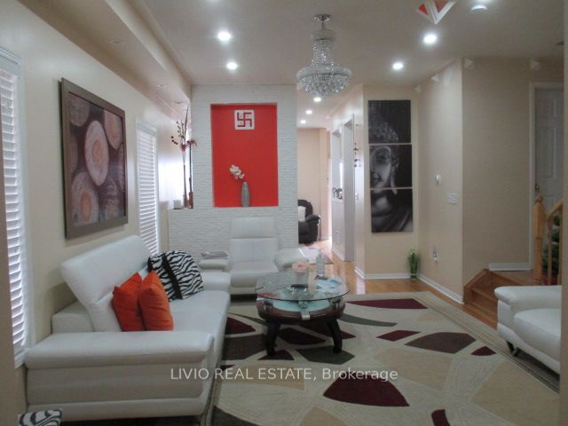 14 Pennyroyal Crescent