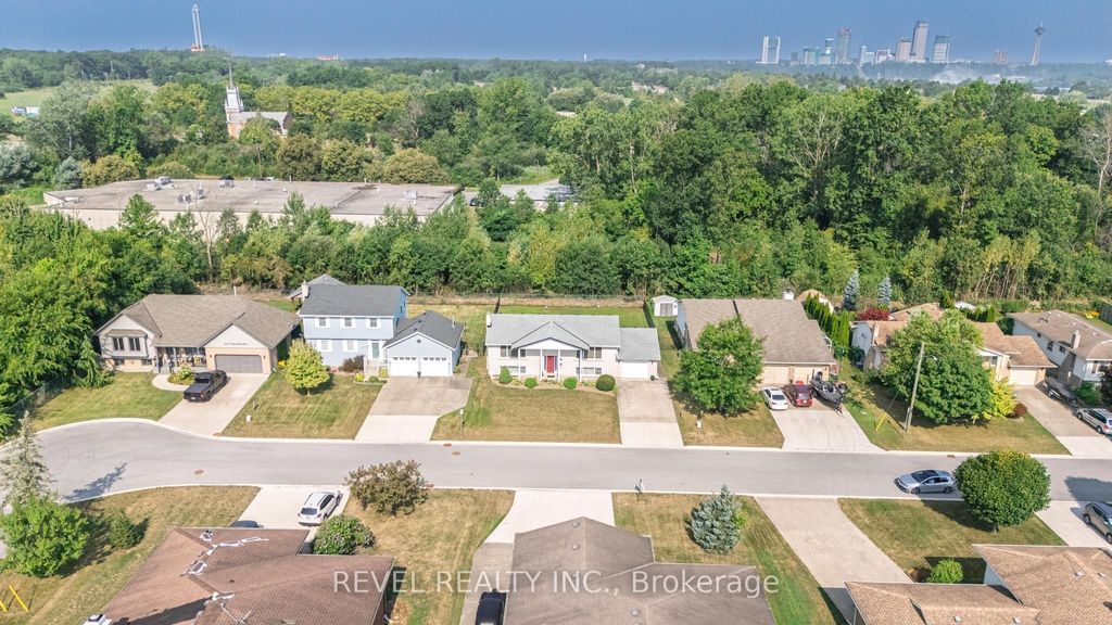 Photo of 3641 Rapids View Drive, Niagara Falls, ON L2G 7M8 (MLS # X13080726)