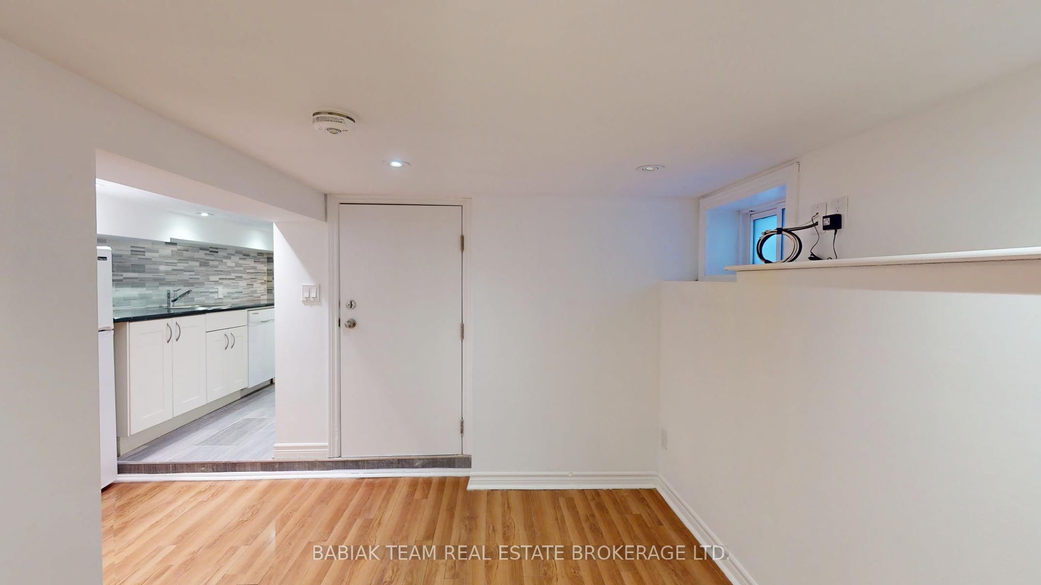 709 Willard Avenue Lower