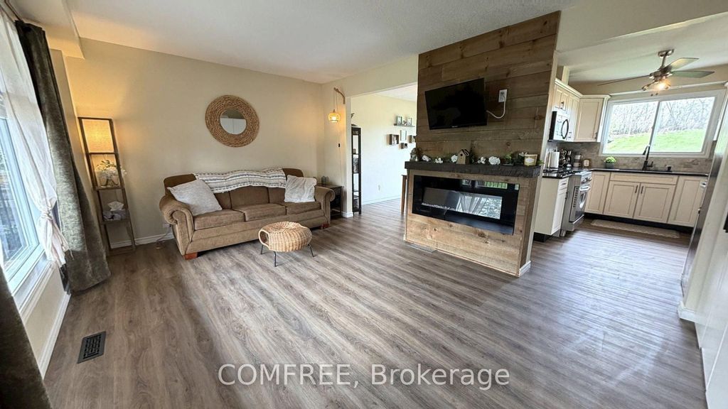 Photo of 87 Locks Road, Brantford, ON N3S 7L9 (MLS # X13042988)