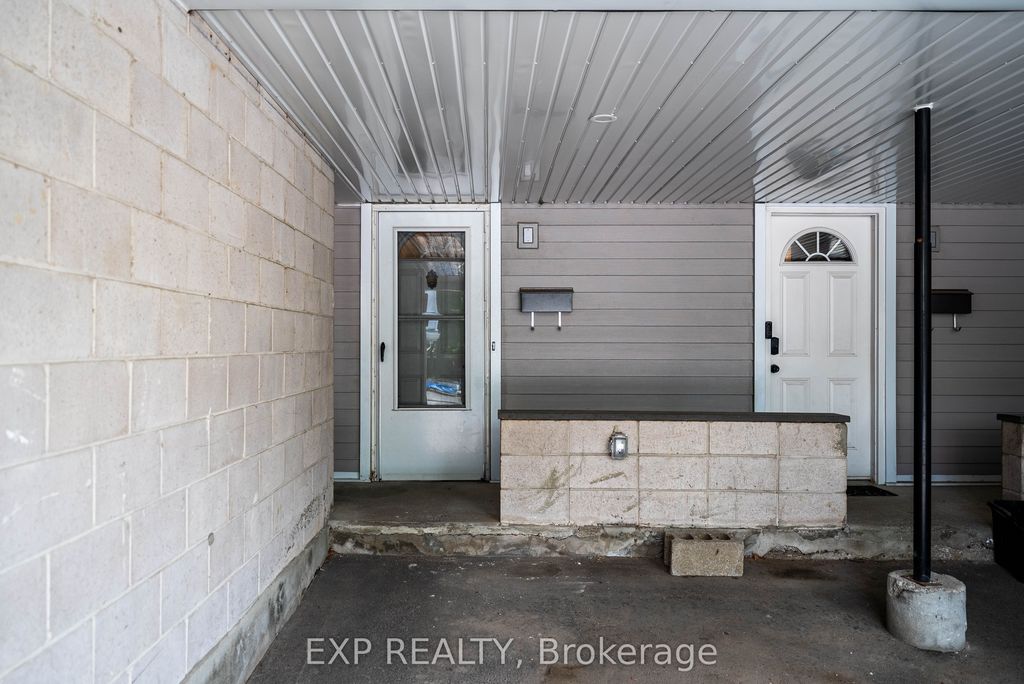 Photo of 3415 Uplands Drive #53, Hunt Club - Windsor Park Village and Area, ON K1V 9N4 (MLS # X13422358)