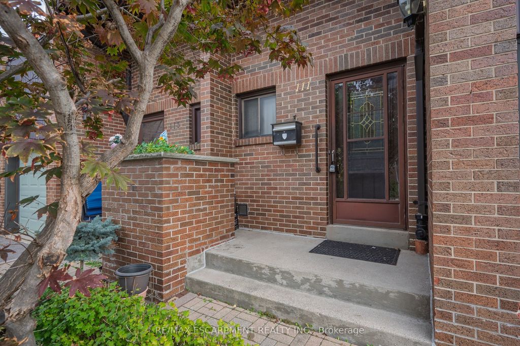 Photo of 111 Maple Branch Path, Toronto, ON M9P 3R9 (MLS # W12465538)