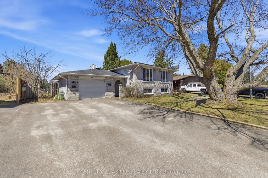 Photo of 93 Frontenac Crescent, Deep River, ON K0J 1P0 (MLS # X13030420)