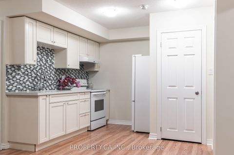 70 Grand Trunk Avenue Lower Vaughan ON L6A 0X8