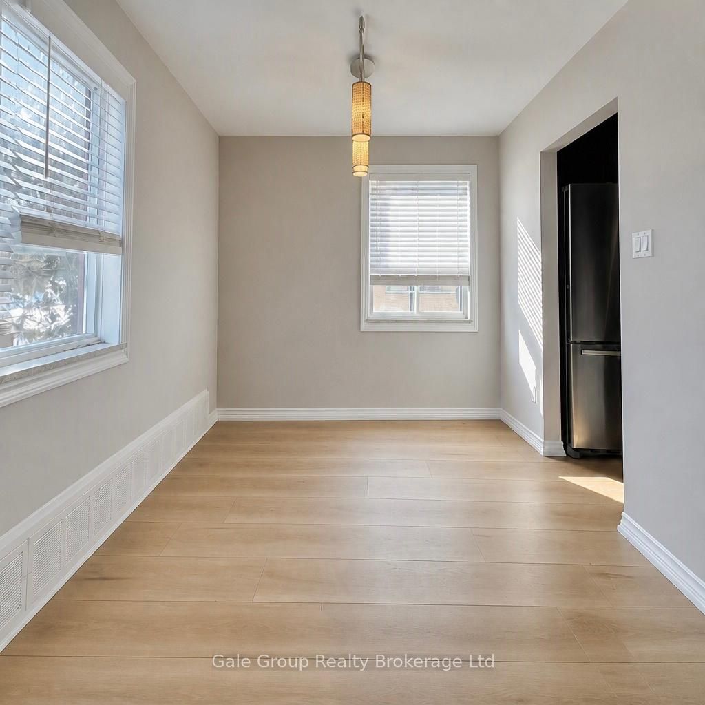 25 Paisley Boulevard E Unit-6