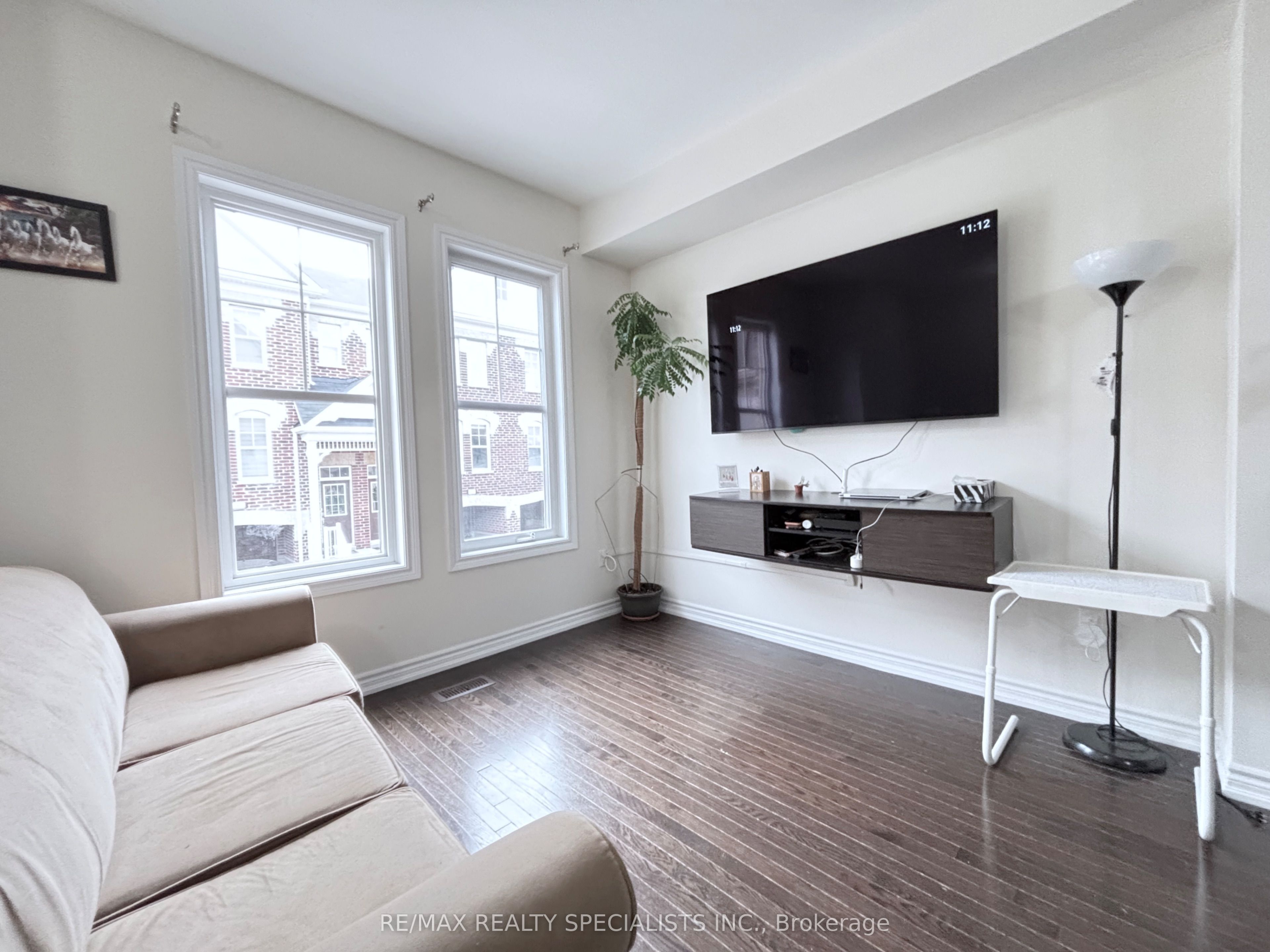 10 Porter Avenue West Avenue W 53