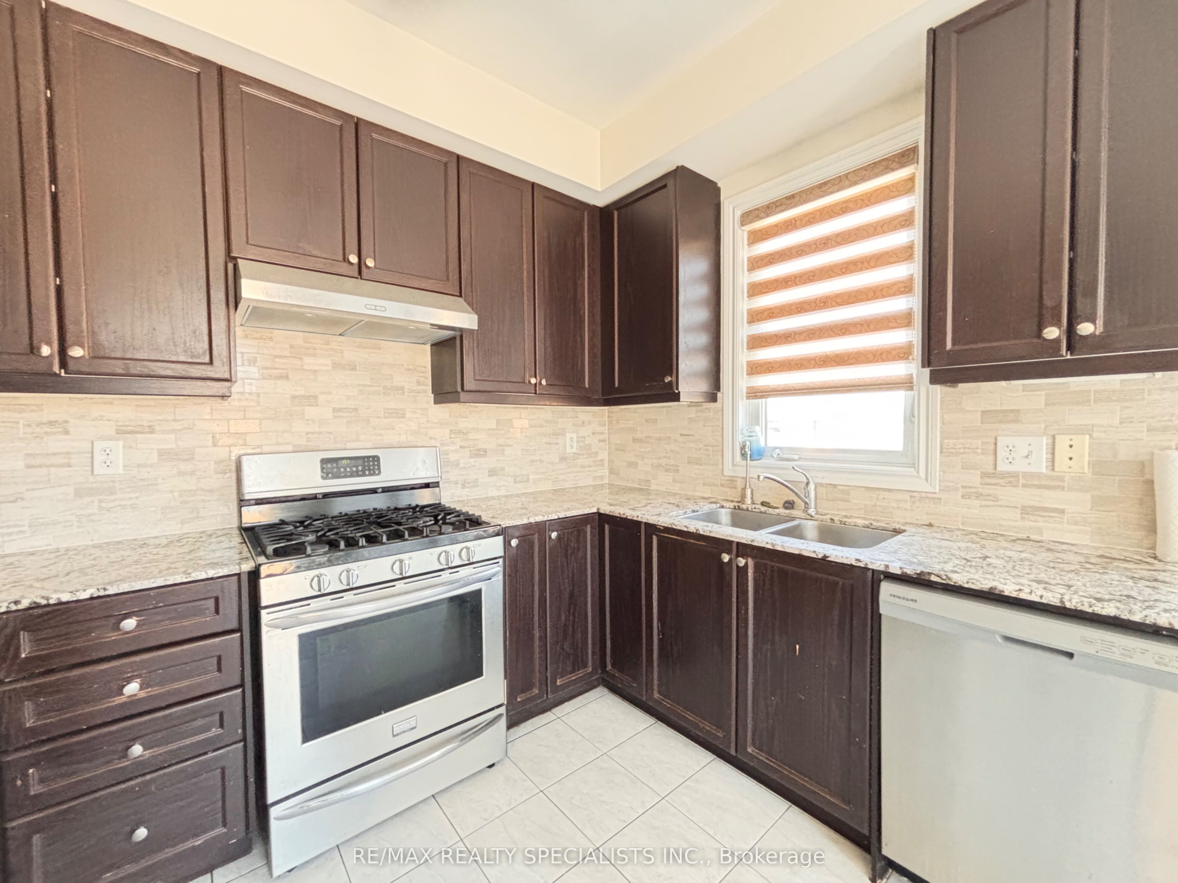 10 Porter Avenue West Avenue W 53