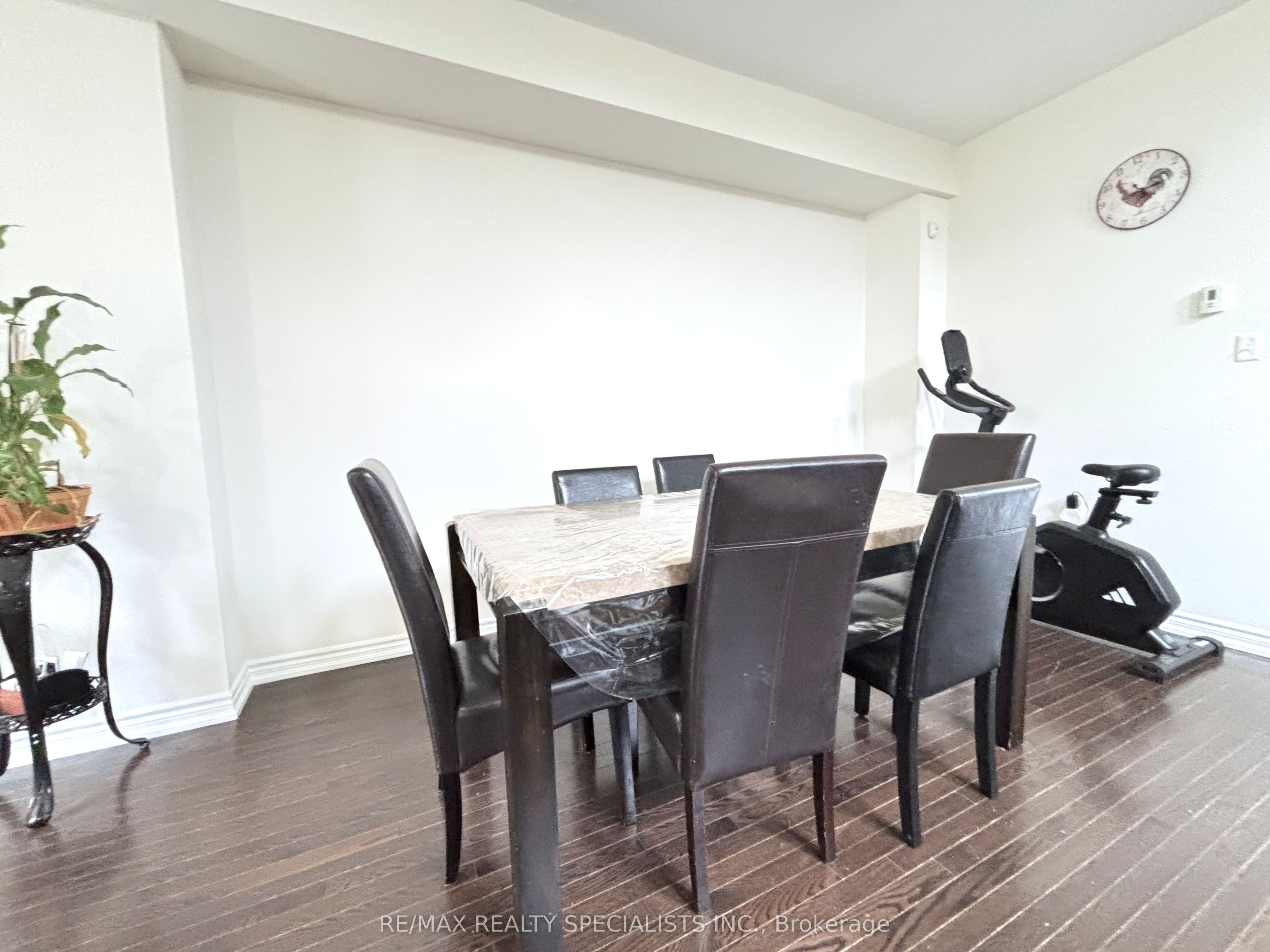 10 Porter Avenue West Avenue W 53